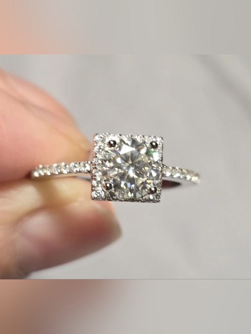 1ct Moissanite Ring